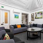 Bairro Alto Palace Special For Groups Up To 24 Guests شقة