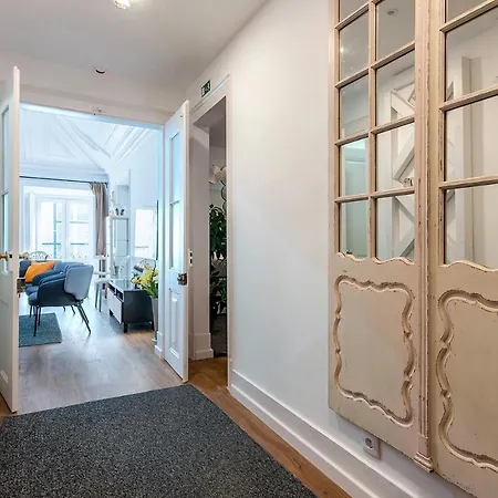Bairro Alto Palace Special For Groups Up To 24 Guests Лиссабон