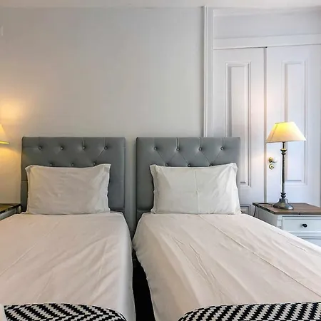 Bairro Alto Palace Special For Groups Up To 24 Guests شقة