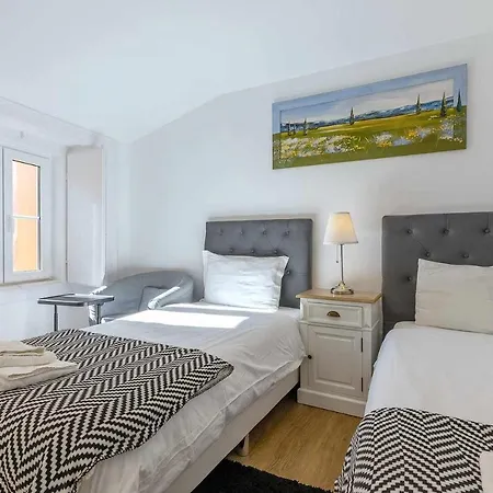 Bairro Alto Palace Special For Groups Up To 24 Guests Апартаменты