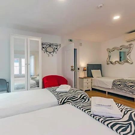 Bairro Alto Palace Special For Groups Up To 24 Guests شقة *