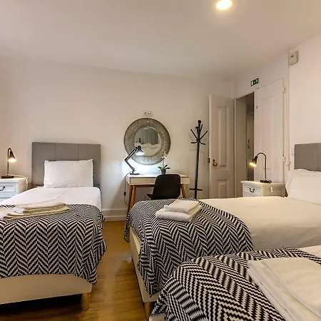 Bairro Alto Palace Special For Groups Up To 24 Guests Διαμέρισμα Lisboa
