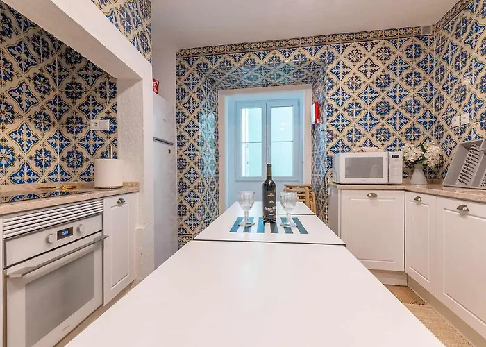 شقة Bairro Alto Palace Special For Groups Up To 24 Guests Lisboa