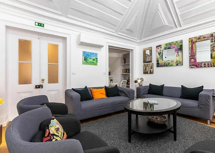 Bairro Alto Palace Special For Groups Up To 24 Guests شقة