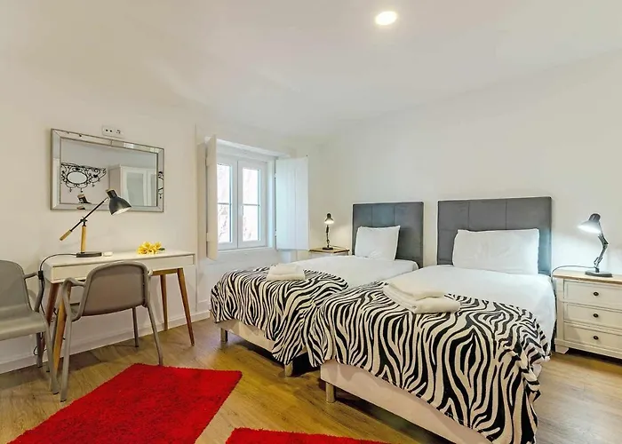 Bairro Alto Palace Special For Groups Up To 24 Guests