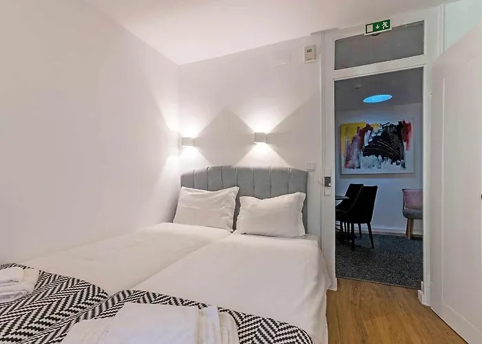 Bairro Alto Palace Special For Groups Up To 24 Guests