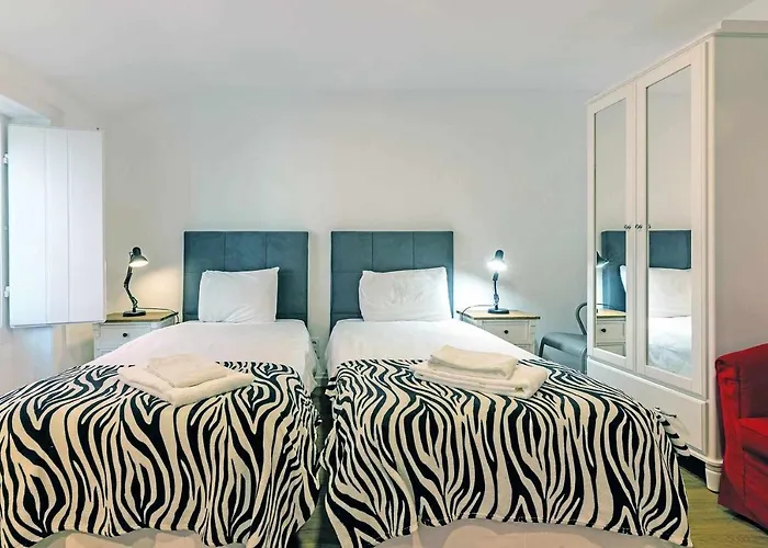 Bairro Alto Palace Special For Groups Up To 24 Guests Lisboa