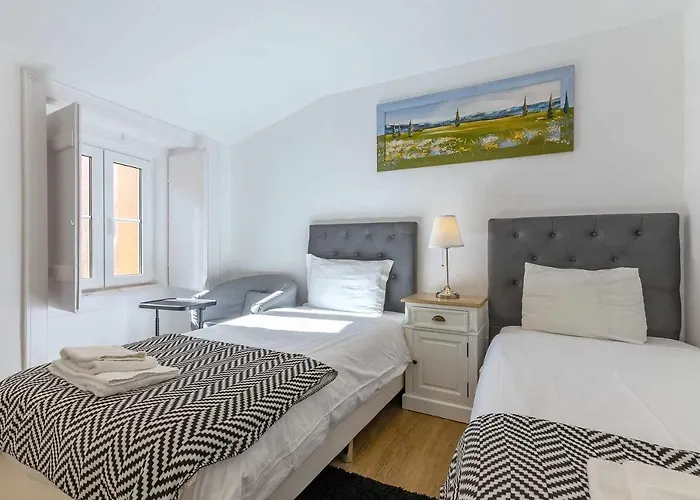 Bairro Alto Palace Special For Groups Up To 24 Guests شقة